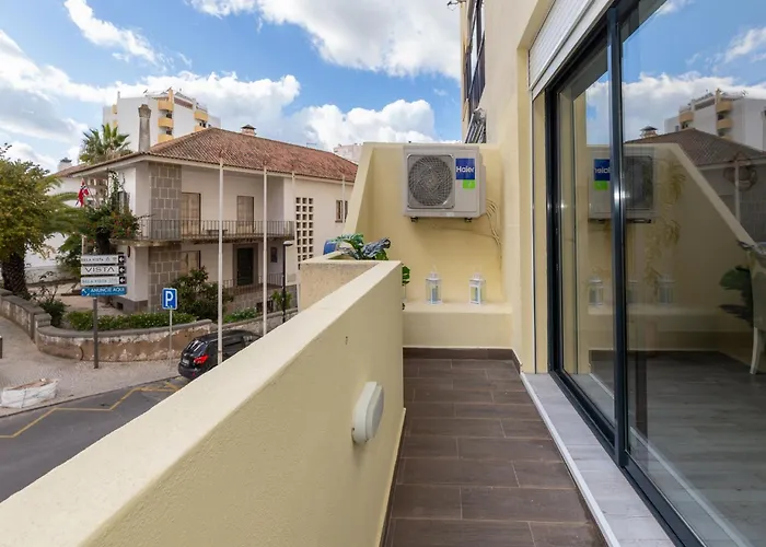 Akisol Rocha Free Daire