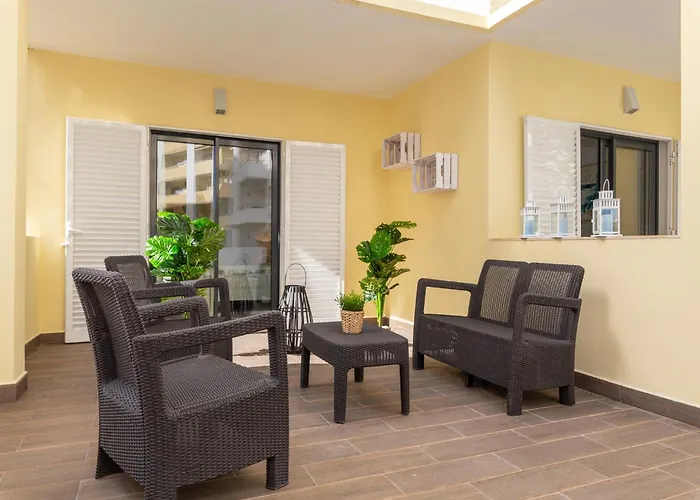 Daire Akisol Rocha Free *